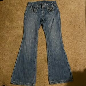 The Diva, Old Navy, mid rise, flare